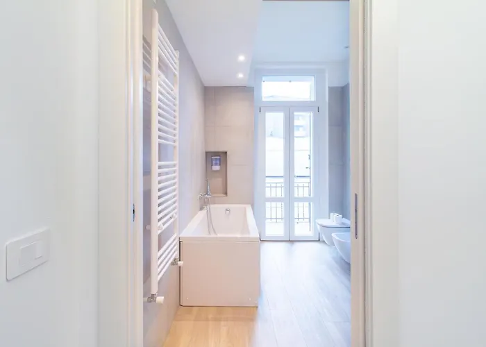 East Apartment Milan